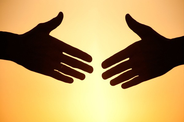 公司積極參與精準(zhǔn)扶貧活動，捐款10萬元