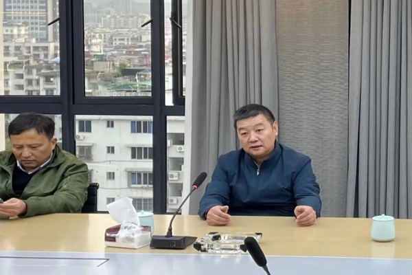 麗水市建設局黨組書記、局長鐘小松一行到浙江中立建設有限公司走訪